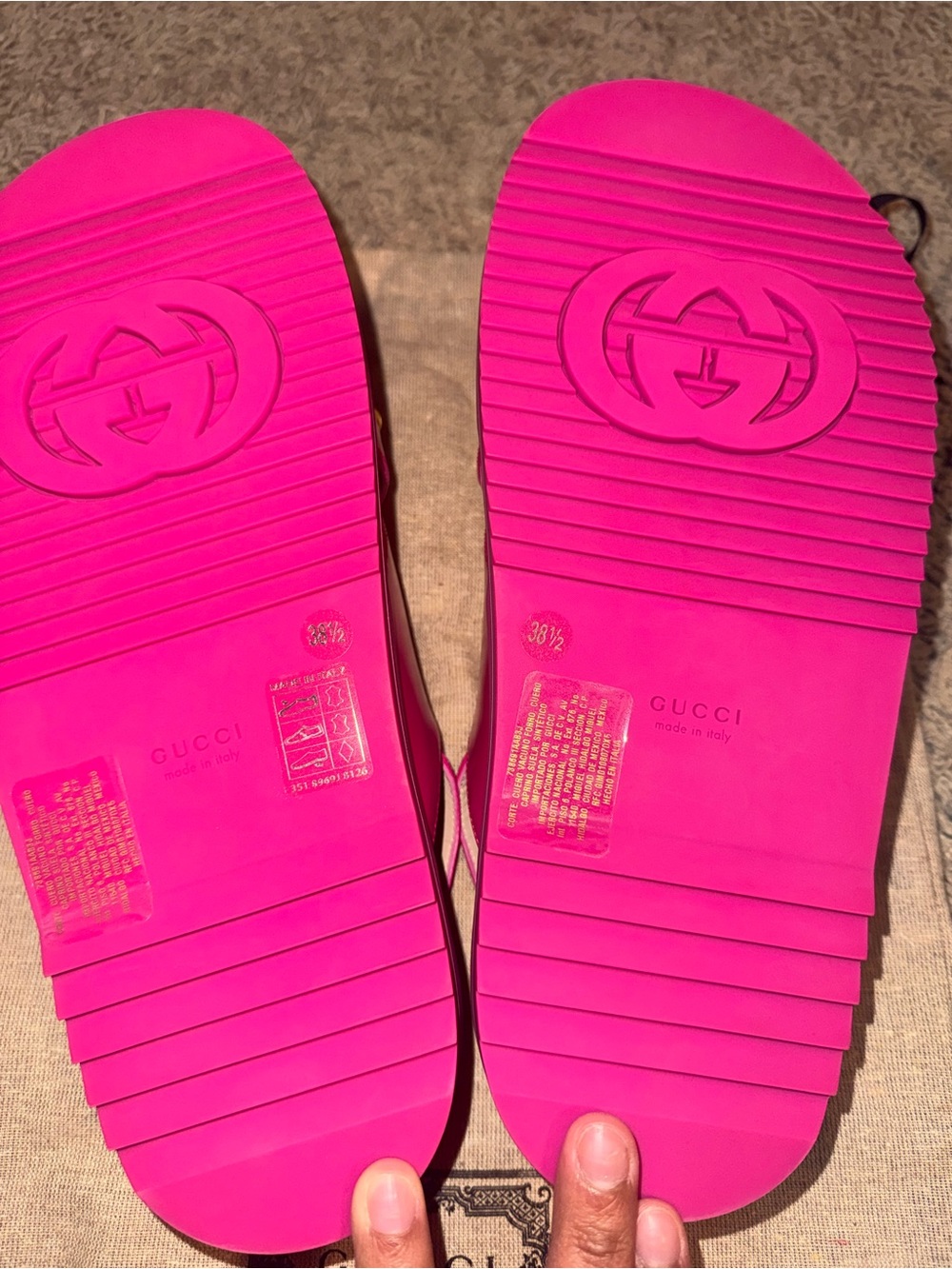 Gucci Calfskin Elizabeth Nappa Charlotte Logo Slingback Sandals 38.5 Fuchsia - Picture 4 of 15